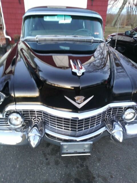 Cadillac Fleetwood 1954 image number 0