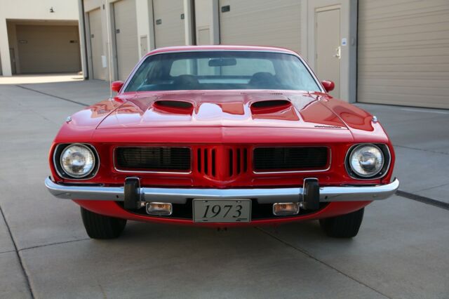 Plymouth Barracuda 1973 image number 2