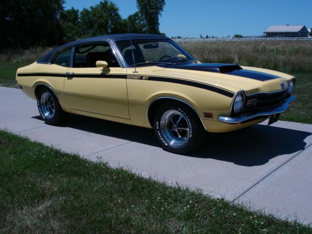 Mercury Comet 1972 image number 2