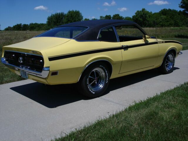 Mercury Comet 1972 image number 27