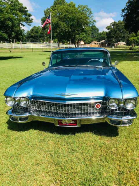 Cadillac Series 62 1960 image number 25