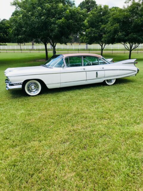 Cadillac Fleetwood 1959 image number 0