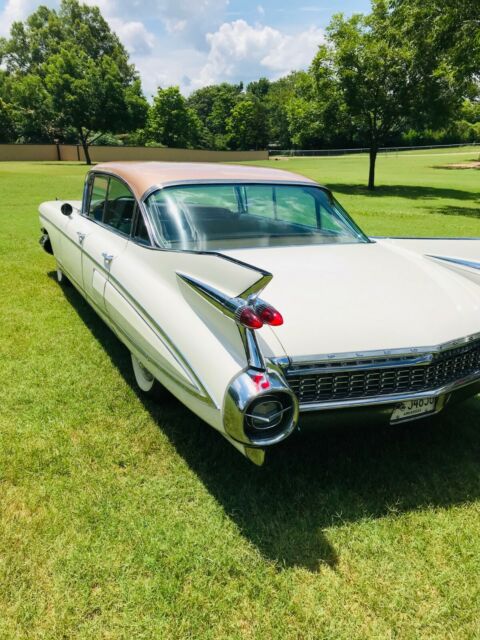 Cadillac Fleetwood 1959 image number 29