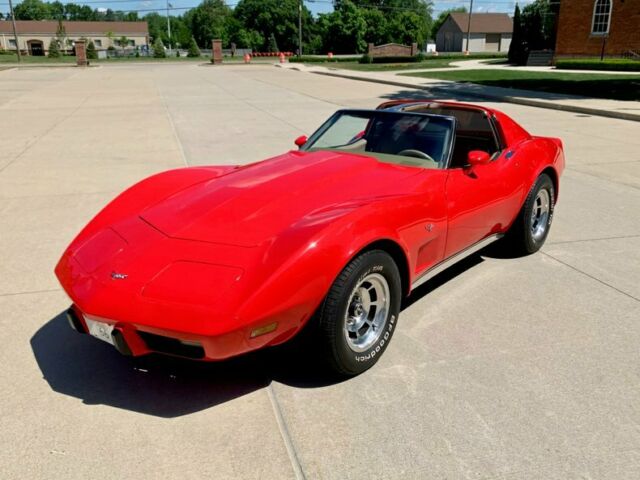 Chevrolet Corvette 1977 image number 0