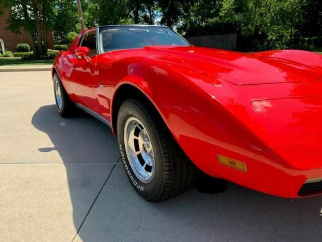 Chevrolet Corvette 1977 image number 38