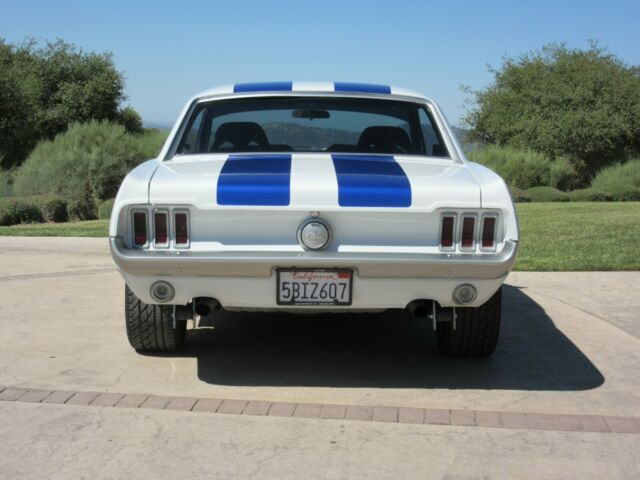 Ford Mustang 1968 image number 30