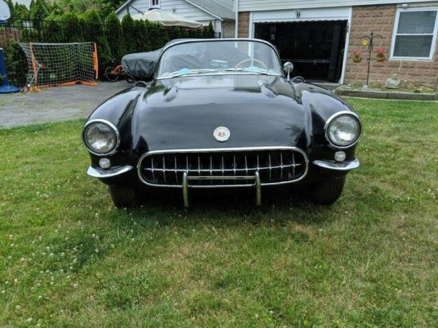 Chevrolet Corvette 1956 image number 0