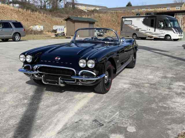 Chevrolet Corvette 1962 image number 24