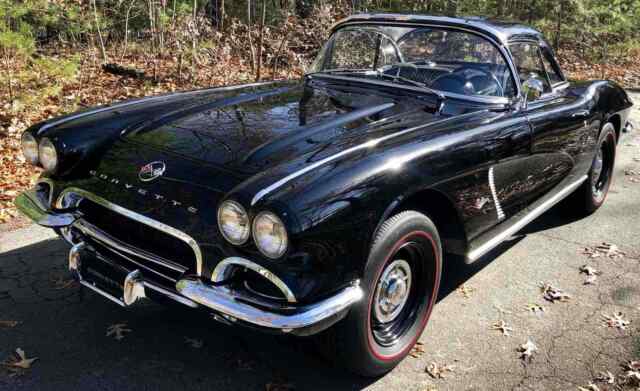 Chevrolet Corvette 1962 image number 30