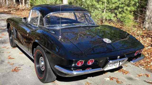 Chevrolet Corvette 1962 image number 32