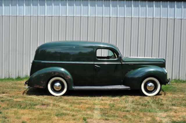 Ford Sedan Delivery 1940 image number 19