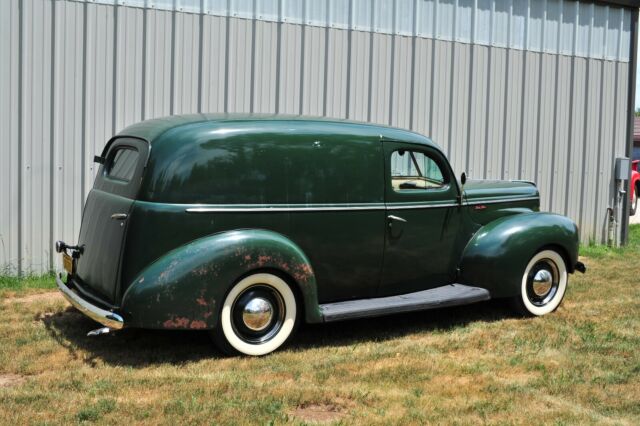 Ford Sedan Delivery 1940 image number 3