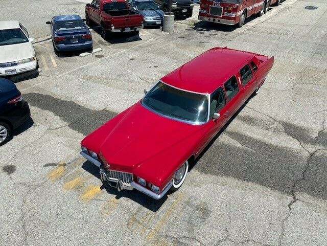 Cadillac Fleetwood 1973 image number 28