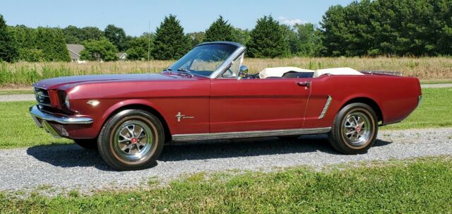 Ford Mustang 1965 image number 1