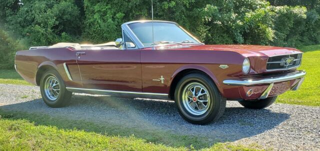 Ford Mustang 1965 image number 33