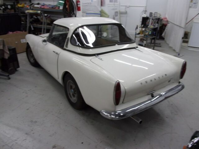 Sunbeam Alpine 1967 image number 27