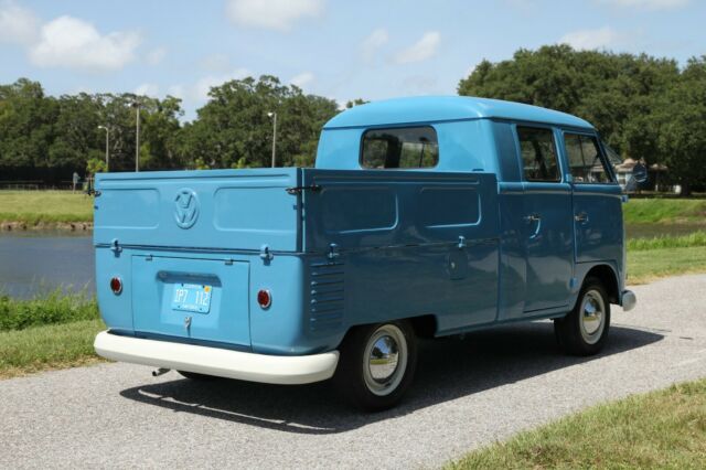 Volkswagen Bus/Vanagon 1962 image number 19