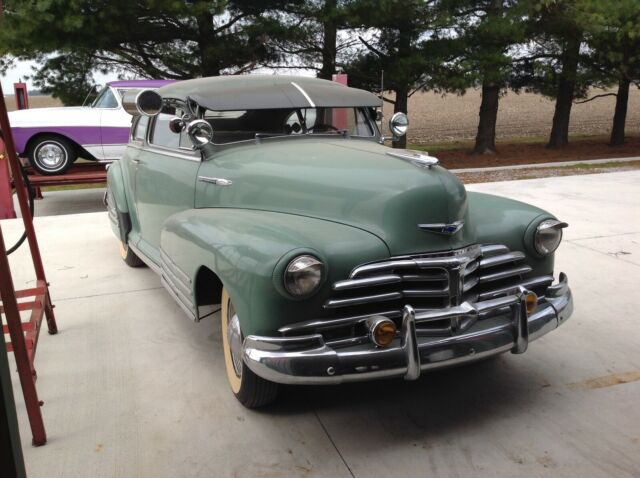 Chevrolet Fleetline 1948 image number 0