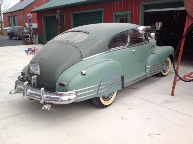 Chevrolet Fleetline 1948 image number 15