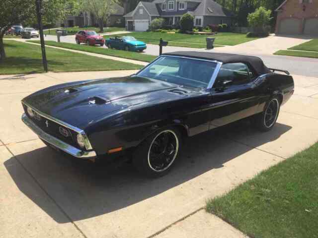 Ford Mustang 1971 image number 0