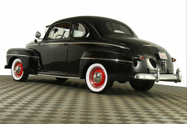 Ford SEDAN COUPE 1948 image number 10