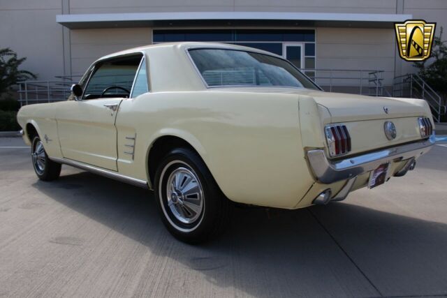 Ford Mustang 1966 image number 9