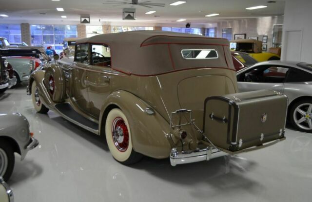 Packard Twelve Model 1408 Convertible Sedan 1936 image number 13