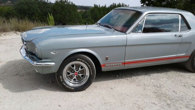 Ford Mustang 1965 image number 21