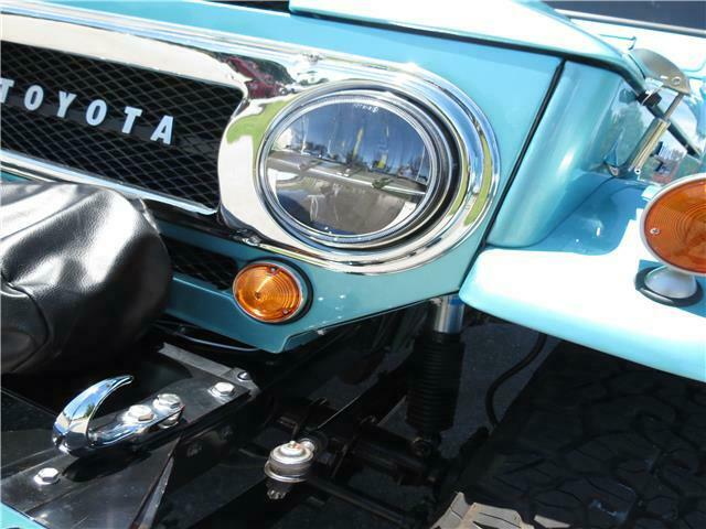 Toyota FJ Cruiser 1965 image number 7