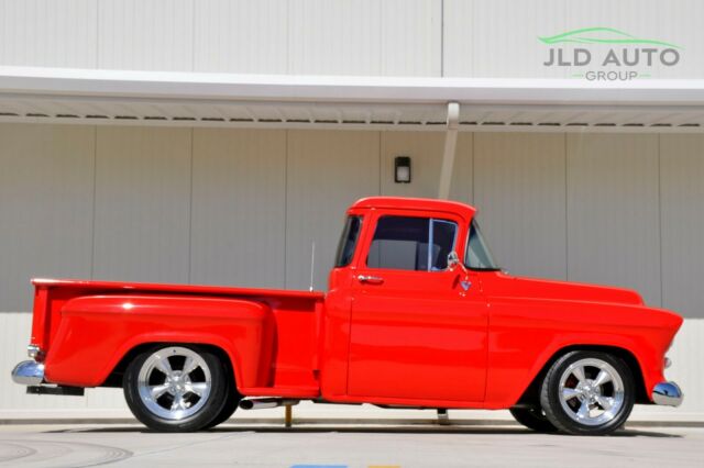 Chevrolet C/K Pickup 1500 1955 image number 17