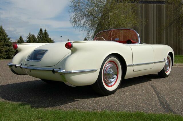 Chevrolet Corvette 1954 image number 13