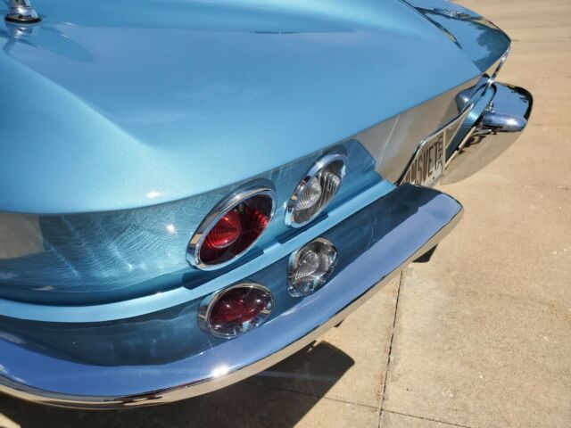 Chevrolet Corvette 1966 image number 11