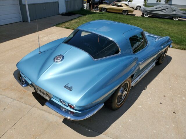 Chevrolet Corvette 1966 image number 31