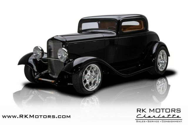 Ford 3-Window Coupe 1932 image number 24