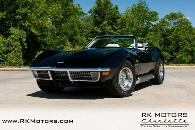 Chevrolet Corvette 1971 image number 2