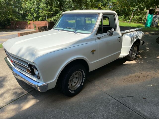 Chevrolet C-10 1967 image number 1