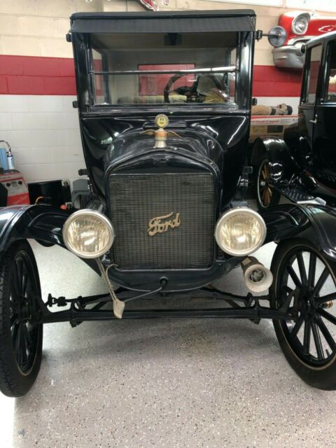 Ford Model T 1925 image number 5