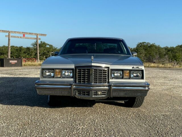 Pontiac Grand Prix 1979 image number 19