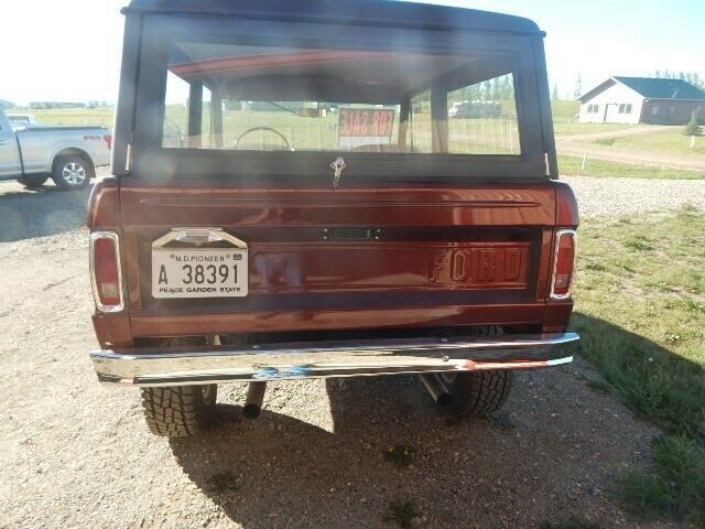 Ford Bronco 1975 image number 15