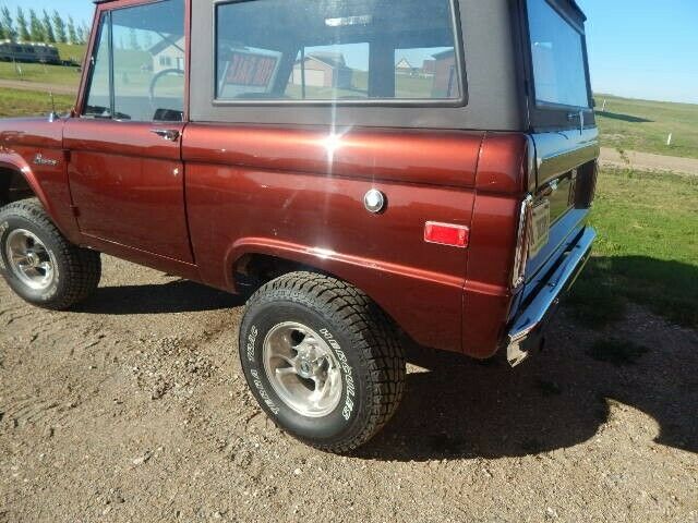 Ford Bronco 1975 image number 9