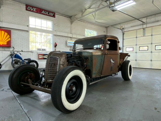 Dodge Truck 1933 image number 9