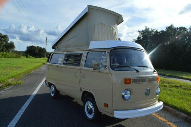 Volkswagen Bus/Vanagon 1978 image number 11