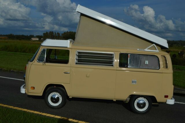 Volkswagen Bus/Vanagon 1978 image number 29