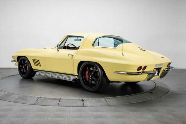 Chevrolet Corvette 1967 image number 31