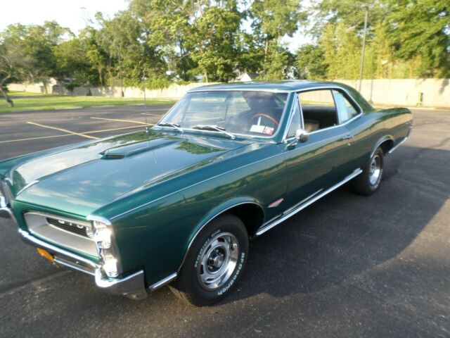 Pontiac GTO 1966 image number 0