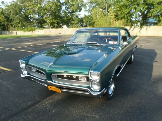 Pontiac GTO 1966 image number 1