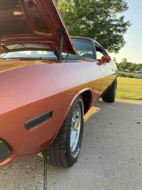 Dodge Challenger 1971 image number 18