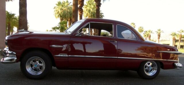 Ford Club Coupe (shoebox) 1951 image number 29