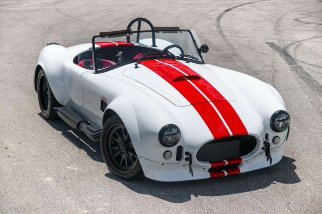 Shelby Cobra 1965 image number 10