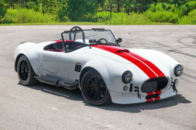 Shelby Cobra 1965 image number 11